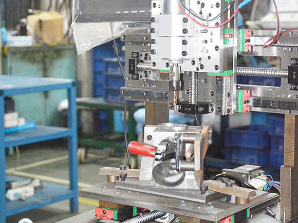 數(shù)控倒角機(jī)